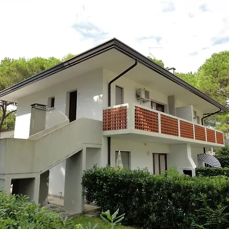 דירה Flat In A With Balcony *