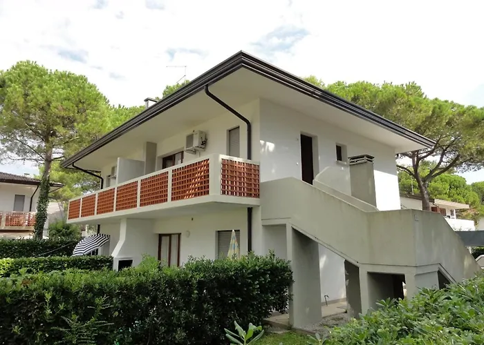 Flat In A With Balcony דירה